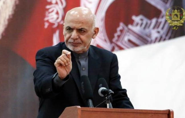 رییس‌ جمهور: زنان افغان در تصمیم‌ گیری‌ ها از مردان جدا نیستند